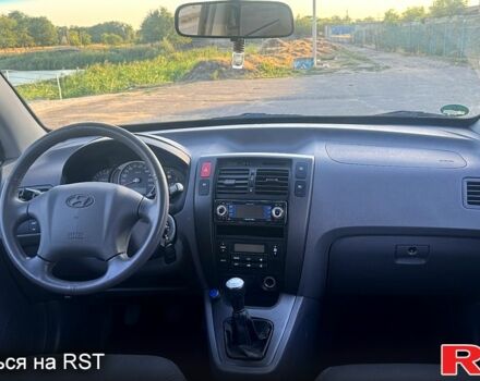 Хендай Туксон, объемом двигателя 2 л и пробегом 248 тыс. км за 7500 $, фото 7 на Automoto.ua