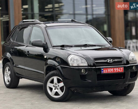 Хендай Туксон 2006 в Вознесенске на Automoto.ua Хендай Туксон, объемом двигателя 1.98 л и пробегом 228 тыс. км за 7700 $, фото 4 на Automoto.ua
