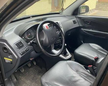 Хендай Туксон, объемом двигателя 1.98 л и пробегом 164 тыс. км за 7600 $, фото 2 на Automoto.ua