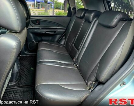 Хендай Туксон, объемом двигателя 2 л и пробегом 184 тыс. км за 7900 $, фото 7 на Automoto.ua