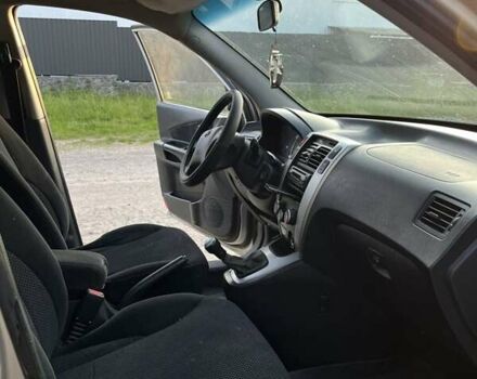 Хендай Туксон, об'ємом двигуна 2 л та пробігом 280 тис. км за 7300 $, фото 4 на Automoto.ua