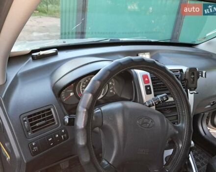 Хендай Туксон, об'ємом двигуна 1.98 л та пробігом 267 тис. км за 7300 $, фото 1 на Automoto.ua