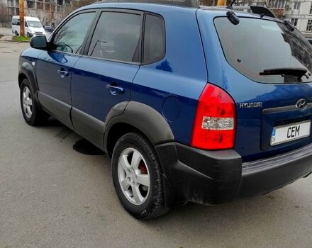 Хендай Туксон, объемом двигателя 2 л и пробегом 225 тыс. км за 7300 $, фото 5 на Automoto.ua