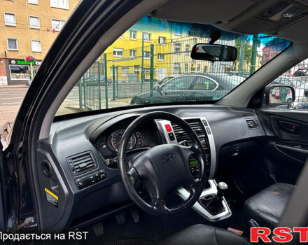 Хендай Туксон, объемом двигателя 2 л и пробегом 205 тыс. км за 5700 $, фото 8 на Automoto.ua