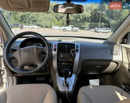 Хендай Туксон, об'ємом двигуна 2 л та пробігом 225 тис. км за 7500 $, фото 10 на Automoto.ua