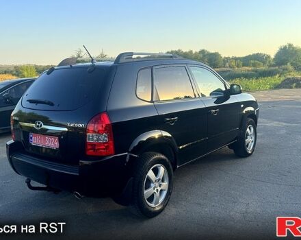 Хендай Туксон, объемом двигателя 2 л и пробегом 248 тыс. км за 7500 $, фото 4 на Automoto.ua
