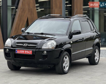 Хендай Туксон 2006 в Вознесенске на Automoto.ua Хендай Туксон, объемом двигателя 1.98 л и пробегом 228 тыс. км за 7700 $, фото 2 на Automoto.ua