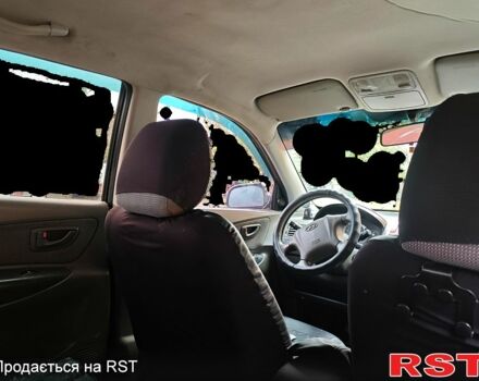 Хендай Туксон 2007 у Ромнах на Automoto.ua Хендай Туксон, об'ємом двигуна 2 л та пробігом 257 тис. км за 1999 $, фото 5 на Automoto.ua