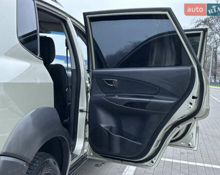 Хендай Туксон, объемом двигателя 0 л и пробегом 200 тыс. км за 7700 $, фото 29 на Automoto.ua