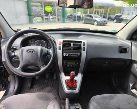 Хендай Туксон, объемом двигателя 0 л и пробегом 283 тыс. км за 8850 $, фото 11 на Automoto.ua