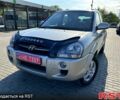 Хендай Туксон, объемом двигателя 2 л и пробегом 241 тыс. км за 7700 $, фото 1 на Automoto.ua