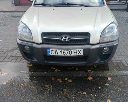 Хендай Туксон, объемом двигателя 2 л и пробегом 250 тыс. км за 7300 $, фото 1 на Automoto.ua