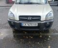 Хендай Туксон, объемом двигателя 2 л и пробегом 250 тыс. км за 7300 $, фото 1 на Automoto.ua