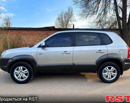 Хендай Туксон, объемом двигателя 20 л и пробегом 164 тыс. км за 7750 $, фото 5 на Automoto.ua