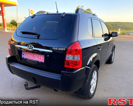 Хендай Туксон, объемом двигателя 2 л и пробегом 179 тыс. км за 7800 $, фото 7 на Automoto.ua