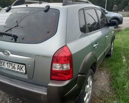 Хендай Туксон, объемом двигателя 2 л и пробегом 289 тыс. км за 7450 $, фото 2 на Automoto.ua