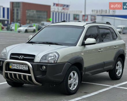 Хендай Туксон, объемом двигателя 0 л и пробегом 200 тыс. км за 7700 $, фото 17 на Automoto.ua