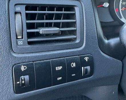 Хендай Туксон, объемом двигателя 2 л и пробегом 245 тыс. км за 7900 $, фото 30 на Automoto.ua