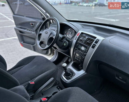 Хендай Туксон, объемом двигателя 0 л и пробегом 200 тыс. км за 7700 $, фото 37 на Automoto.ua