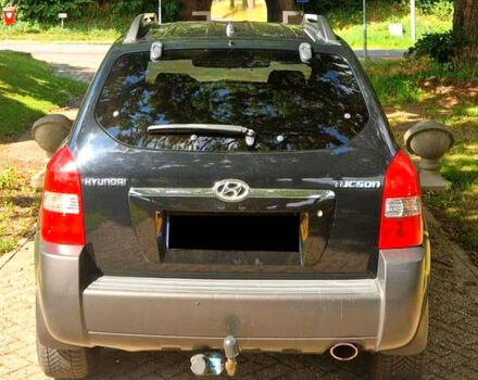 Хендай Туксон, объемом двигателя 2 л и пробегом 212 тыс. км за 7995 $, фото 2 на Automoto.ua