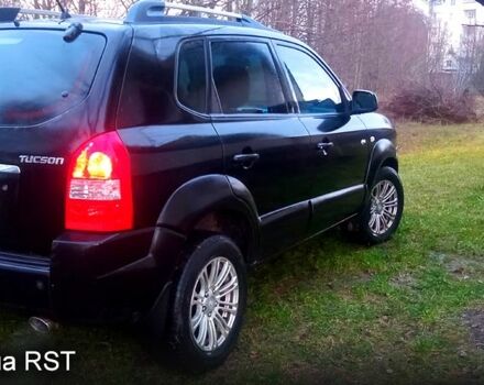 Хендай Туксон, объемом двигателя 2 л и пробегом 179 тыс. км за 8300 $, фото 5 на Automoto.ua