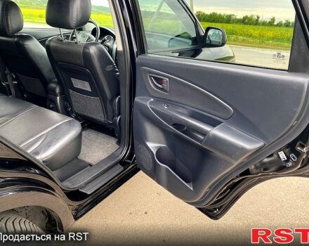 Хендай Туксон, объемом двигателя 2 л и пробегом 196 тыс. км за 7850 $, фото 6 на Automoto.ua