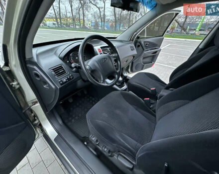 Хендай Туксон, объемом двигателя 0 л и пробегом 200 тыс. км за 7700 $, фото 43 на Automoto.ua