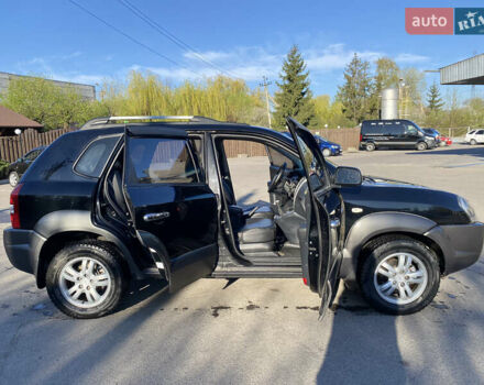 Хендай Туксон, об'ємом двигуна 1.98 л та пробігом 209 тис. км за 6999 $, фото 13 на Automoto.ua