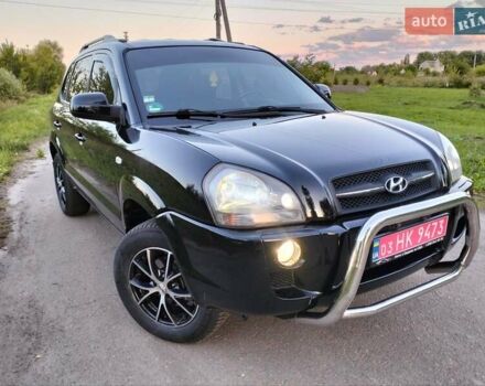 Хендай Туксон, об'ємом двигуна 1.98 л та пробігом 165 тис. км за 9900 $, фото 3 на Automoto.ua