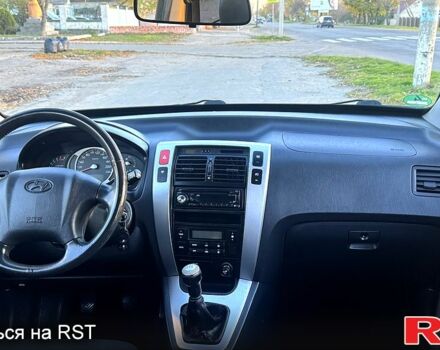 Хендай Туксон, объемом двигателя 2 л и пробегом 180 тыс. км за 8000 $, фото 10 на Automoto.ua