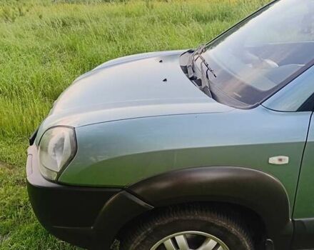 Хендай Туксон, об'ємом двигуна 2 л та пробігом 199 тис. км за 8000 $, фото 1 на Automoto.ua