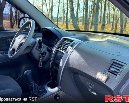 Хендай Туксон, объемом двигателя 2 л и пробегом 161 тыс. км за 8500 $, фото 8 на Automoto.ua