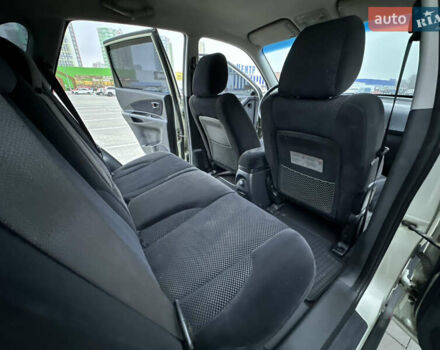 Хендай Туксон, объемом двигателя 0 л и пробегом 200 тыс. км за 7700 $, фото 31 на Automoto.ua