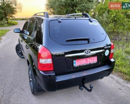 Хендай Туксон, об'ємом двигуна 1.98 л та пробігом 165 тис. км за 9900 $, фото 5 на Automoto.ua