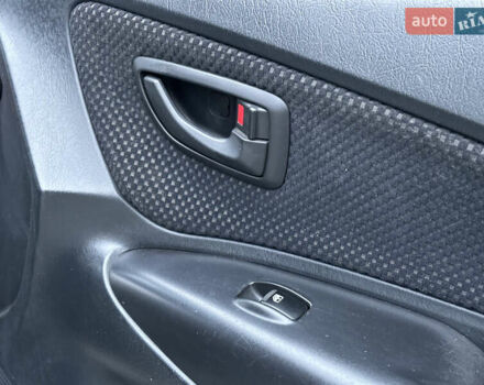 Хендай Туксон, объемом двигателя 0 л и пробегом 200 тыс. км за 7700 $, фото 36 на Automoto.ua