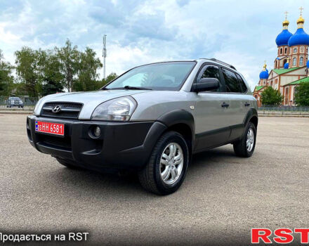 Хендай Туксон, об'ємом двигуна 2 л та пробігом 204 тис. км за 8000 $, фото 11 на Automoto.ua