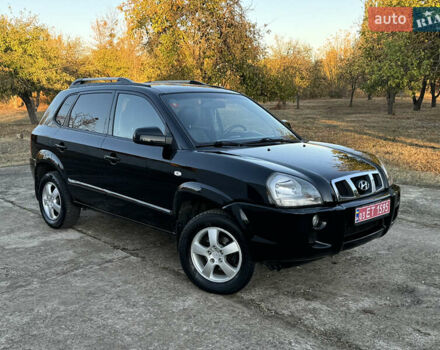 Хендай Туксон, объемом двигателя 2 л и пробегом 245 тыс. км за 7900 $, фото 12 на Automoto.ua