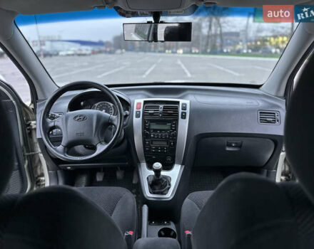 Хендай Туксон, объемом двигателя 0 л и пробегом 200 тыс. км за 7700 $, фото 32 на Automoto.ua