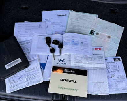 Хендай Туксон, объемом двигателя 2 л и пробегом 245 тыс. км за 7900 $, фото 51 на Automoto.ua