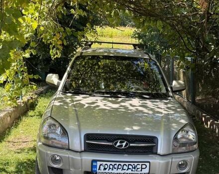 Хендай Туксон, объемом двигателя 2 л и пробегом 231 тыс. км за 8100 $, фото 1 на Automoto.ua