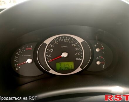 Хендай Туксон, объемом двигателя 2 л и пробегом 209 тыс. км за 8500 $, фото 5 на Automoto.ua