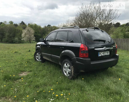 Хендай Туксон, об'ємом двигуна 2 л та пробігом 112 тис. км за 10500 $, фото 7 на Automoto.ua