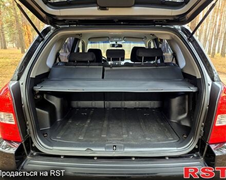 Хендай Туксон, объемом двигателя 2 л и пробегом 198 тыс. км за 7800 $, фото 12 на Automoto.ua