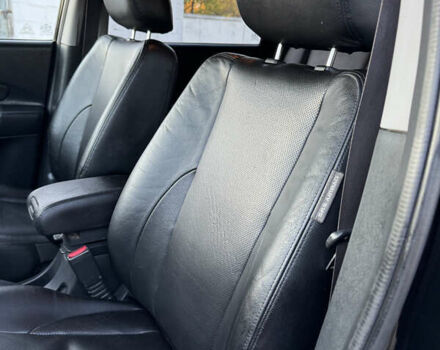 Хендай Туксон, объемом двигателя 2 л и пробегом 245 тыс. км за 7900 $, фото 35 на Automoto.ua