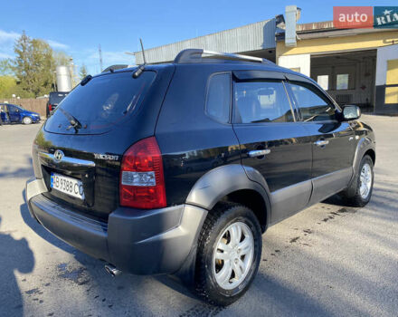 Хендай Туксон, об'ємом двигуна 1.98 л та пробігом 209 тис. км за 6999 $, фото 8 на Automoto.ua