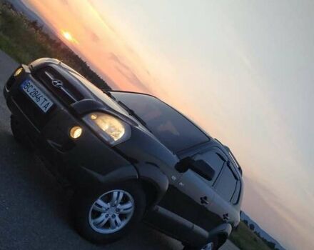 Хендай Туксон, объемом двигателя 0 л и пробегом 209 тыс. км за 8000 $, фото 2 на Automoto.ua