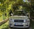 Хендай Туксон, объемом двигателя 2 л и пробегом 231 тыс. км за 8100 $, фото 3 на Automoto.ua