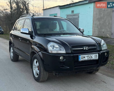 Хендай Туксон, объемом двигателя 2 л и пробегом 360 тыс. км за 6300 $, фото 5 на Automoto.ua