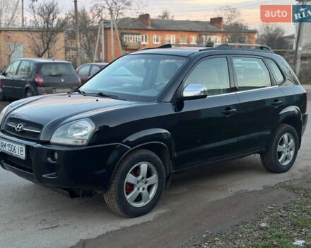 Хендай Туксон, объемом двигателя 2 л и пробегом 360 тыс. км за 6300 $, фото 9 на Automoto.ua