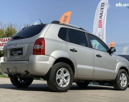 Хендай Туксон 2008 в Бердичеве на Automoto.ua Хендай Туксон, объемом двигателя 2 л и пробегом 196 тыс. км за 7955 $, фото 14 на Automoto.ua